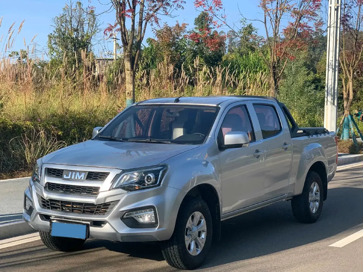 2019 Isuzu RE-MAX Jim 2.5T 129HP L4 6MT