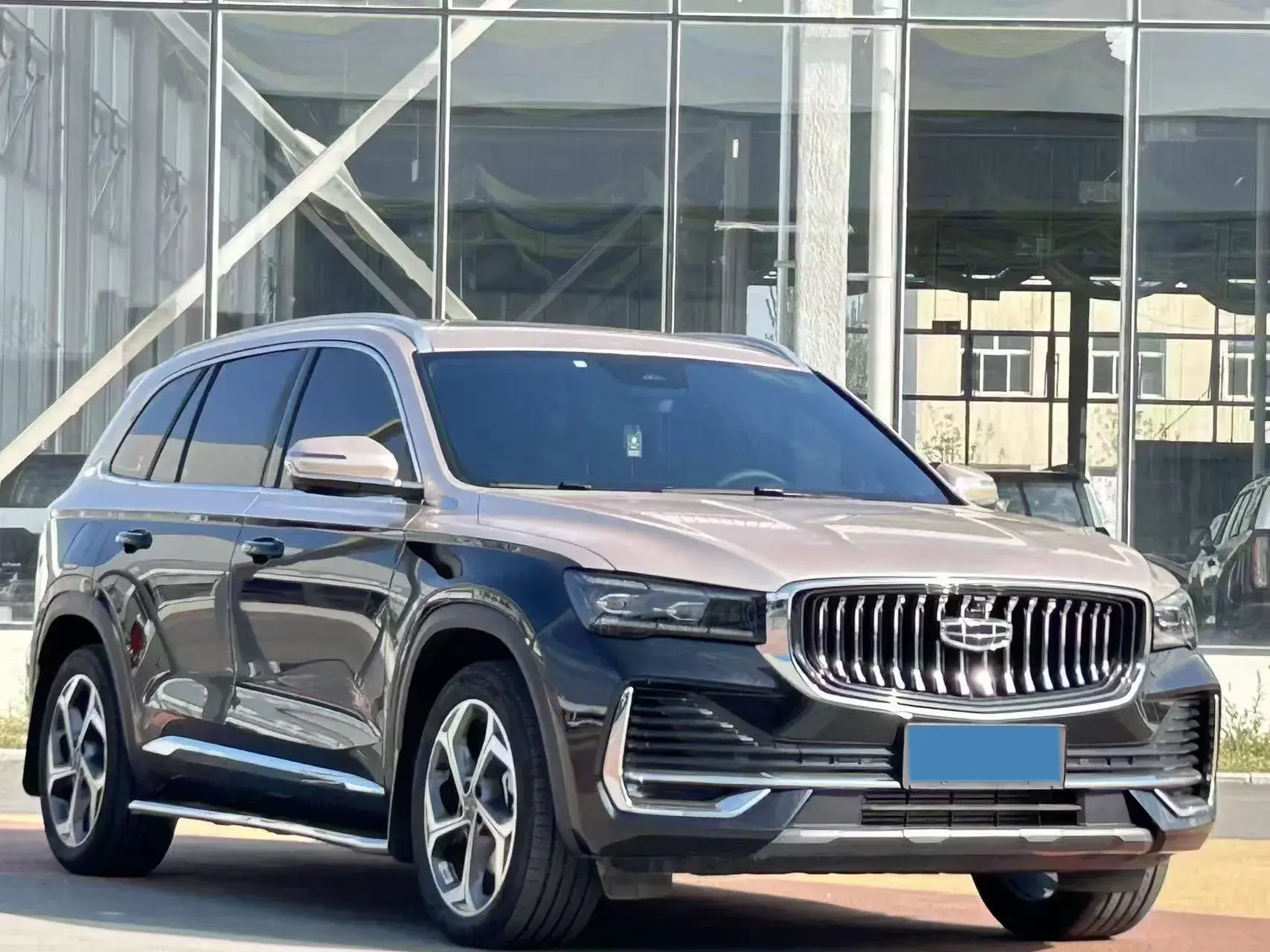 2024 GEELY MONJARO thumbnail 3