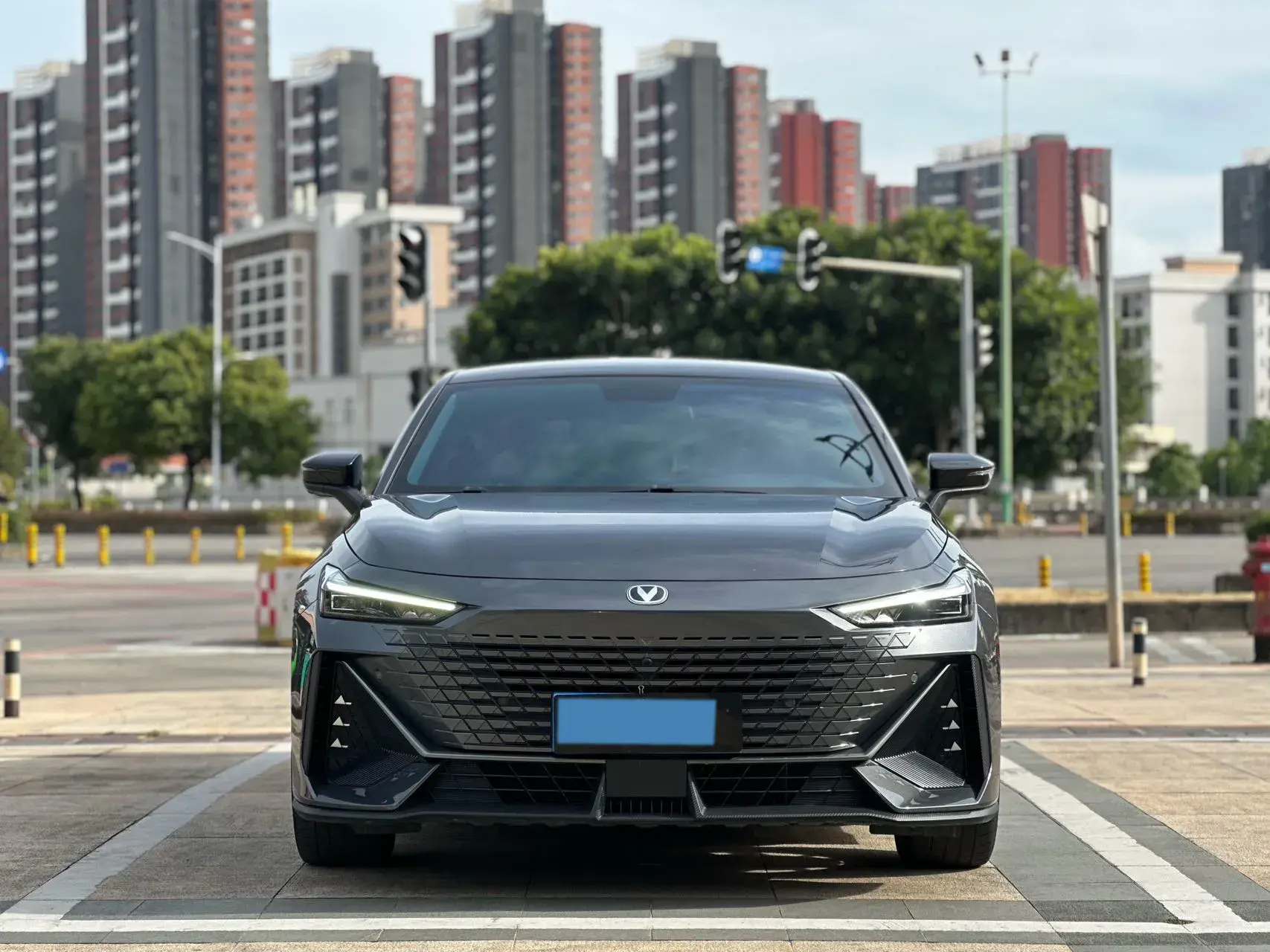 2022 CHANGAN UNI-V view 1