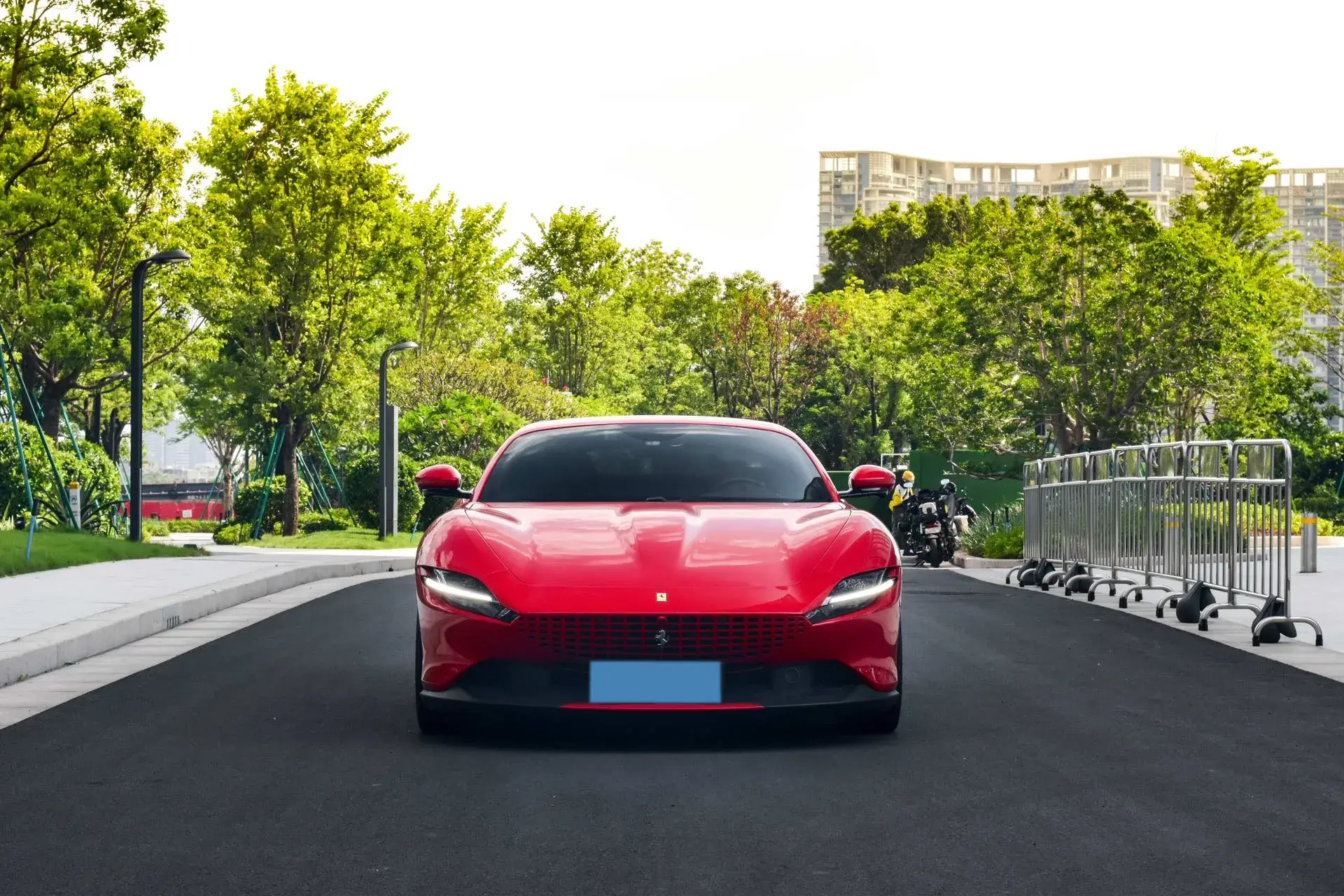 2020 FERRARI ROMA thumbnail 2