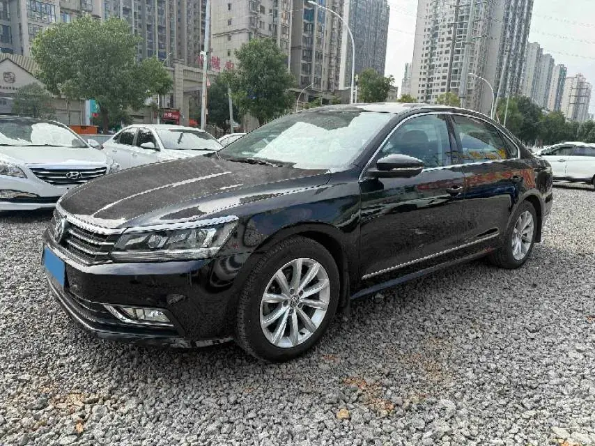 2017 Volkswagen Passat 1.8T 180HP L4 7DCT
