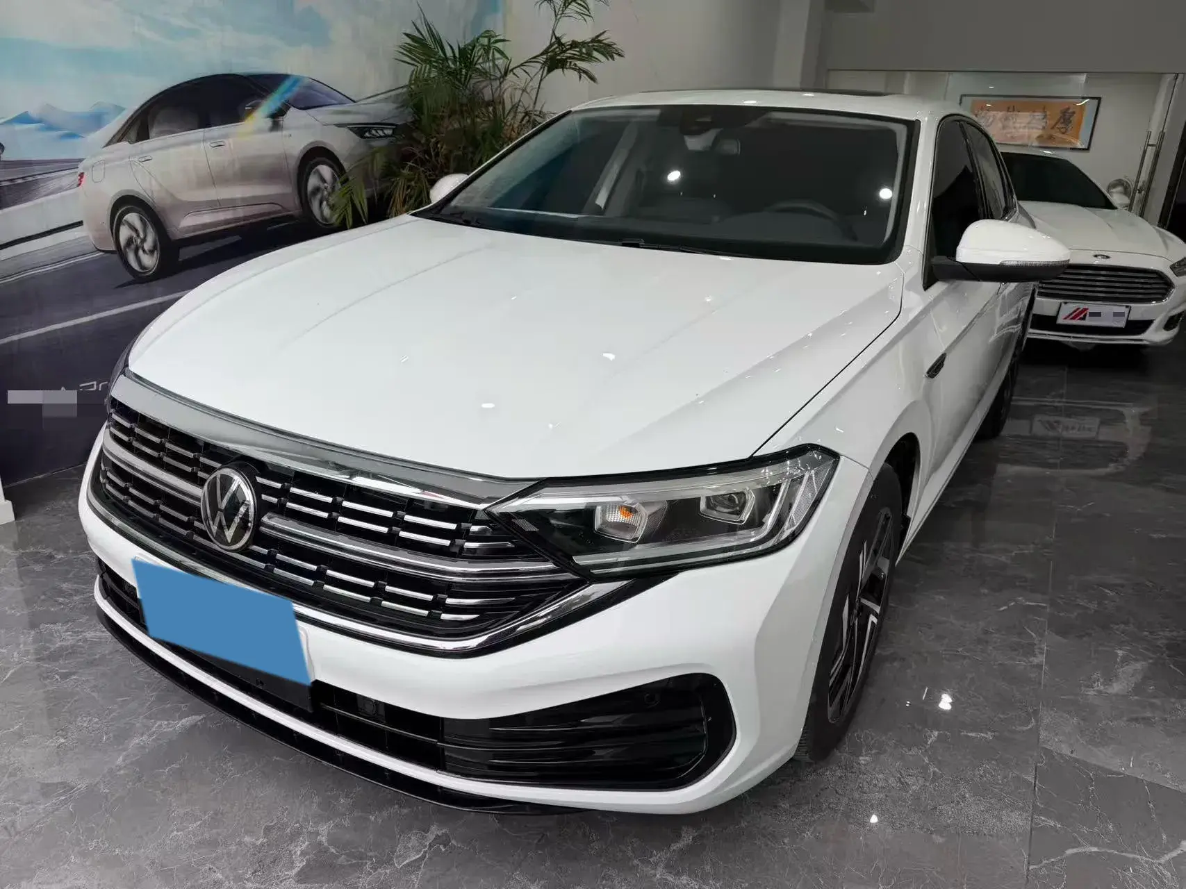 2023 VOLKSWAGEN SAGITAR view 1