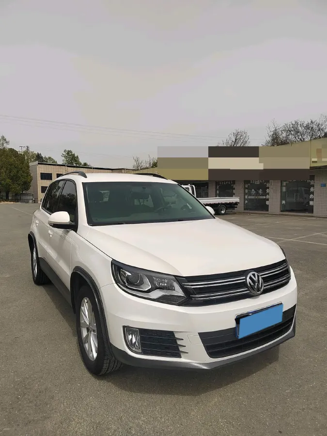 2017 Volkswagen Tiguan 1.8T 160HP L4 6AT,autocango,china used car exporter,china ev exporter,chinese used car exporter,chinese used ev exporter