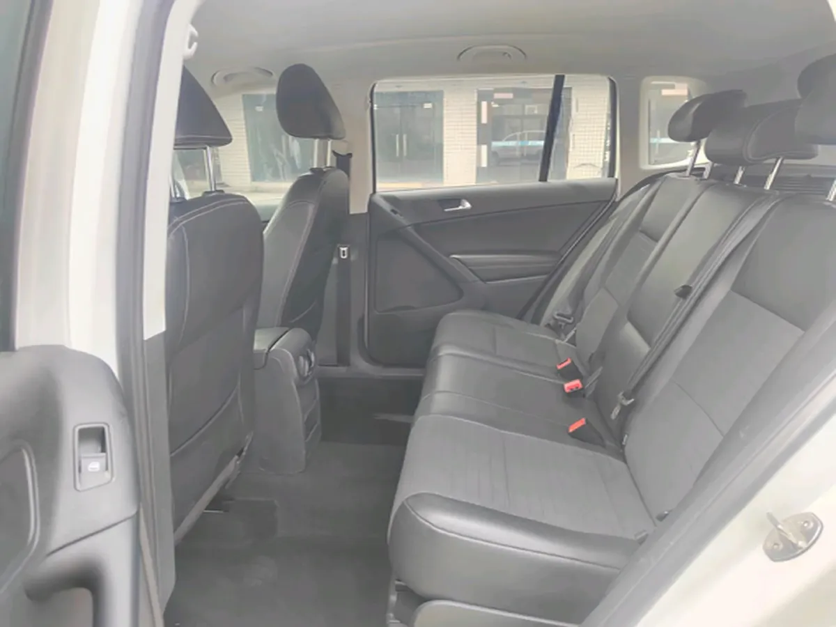 2017 Volkswagen Tiguan 1.8T 160HP L4 6AT,autocango,china used car exporter,china ev exporter,chinese used car exporter,chinese used ev exporter