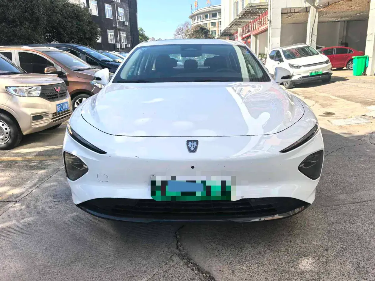 2023 ROEWE D7 thumbnail 2