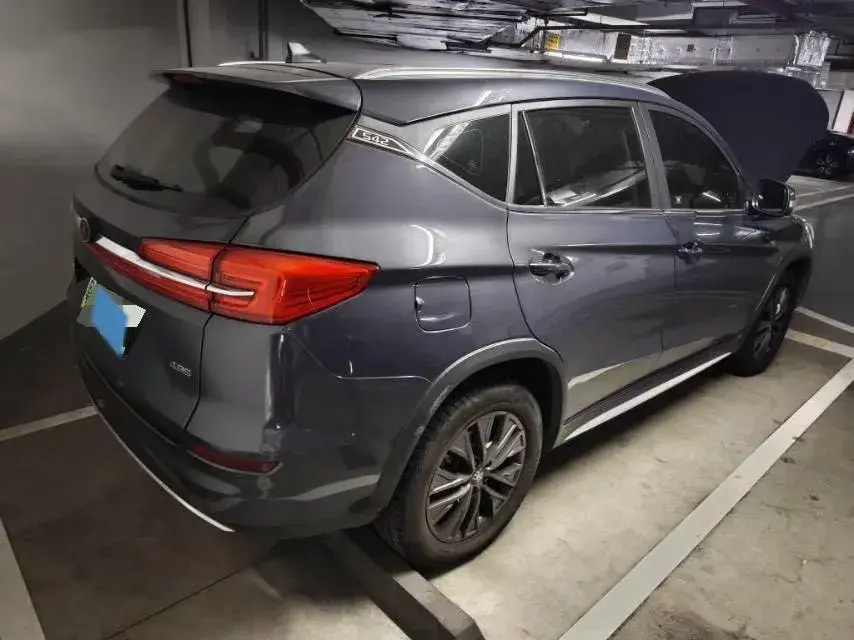 2019 BYD SONG thumbnail 2