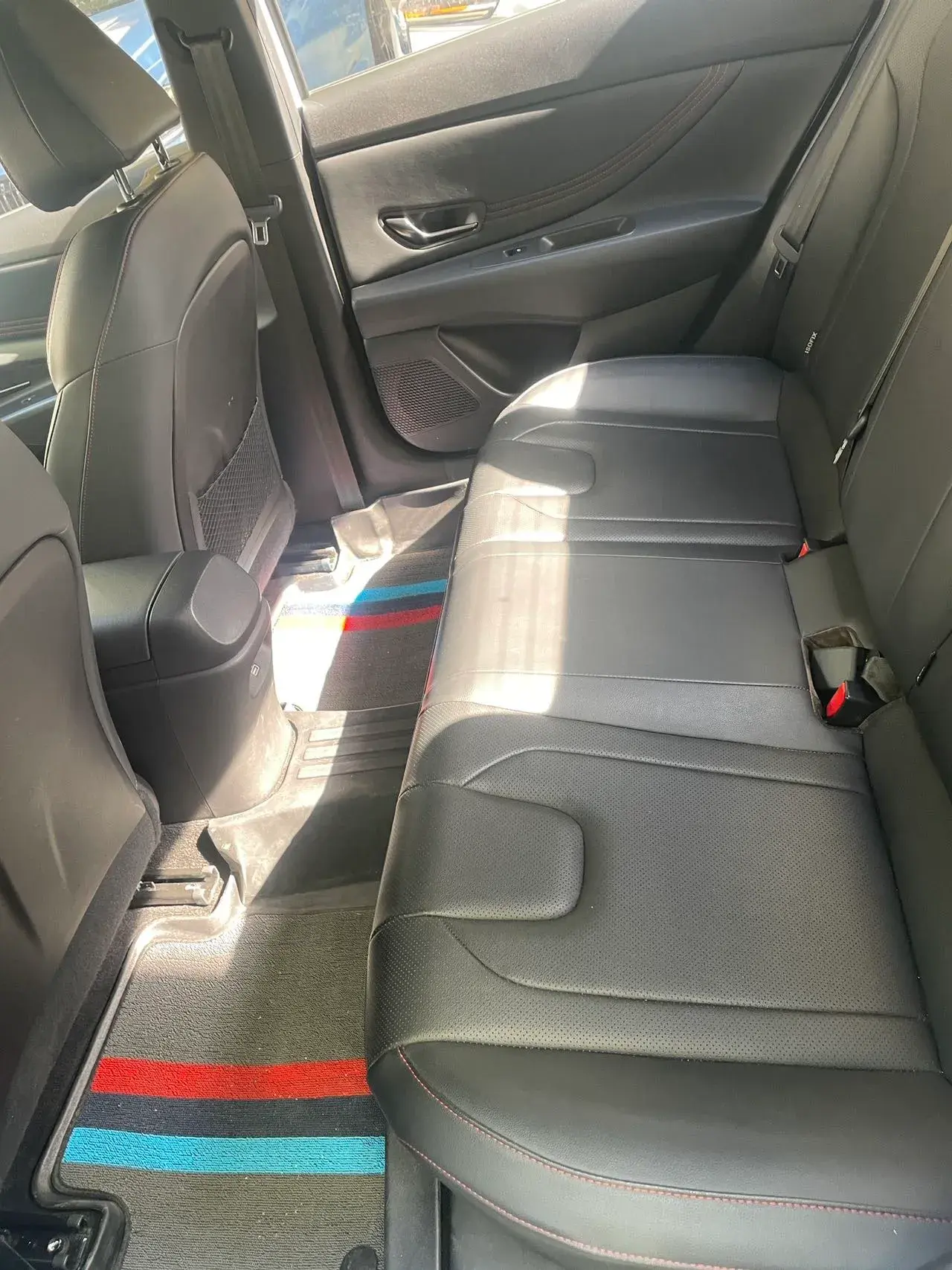 2021 HYUNDAI ELANTRA thumbnail 4