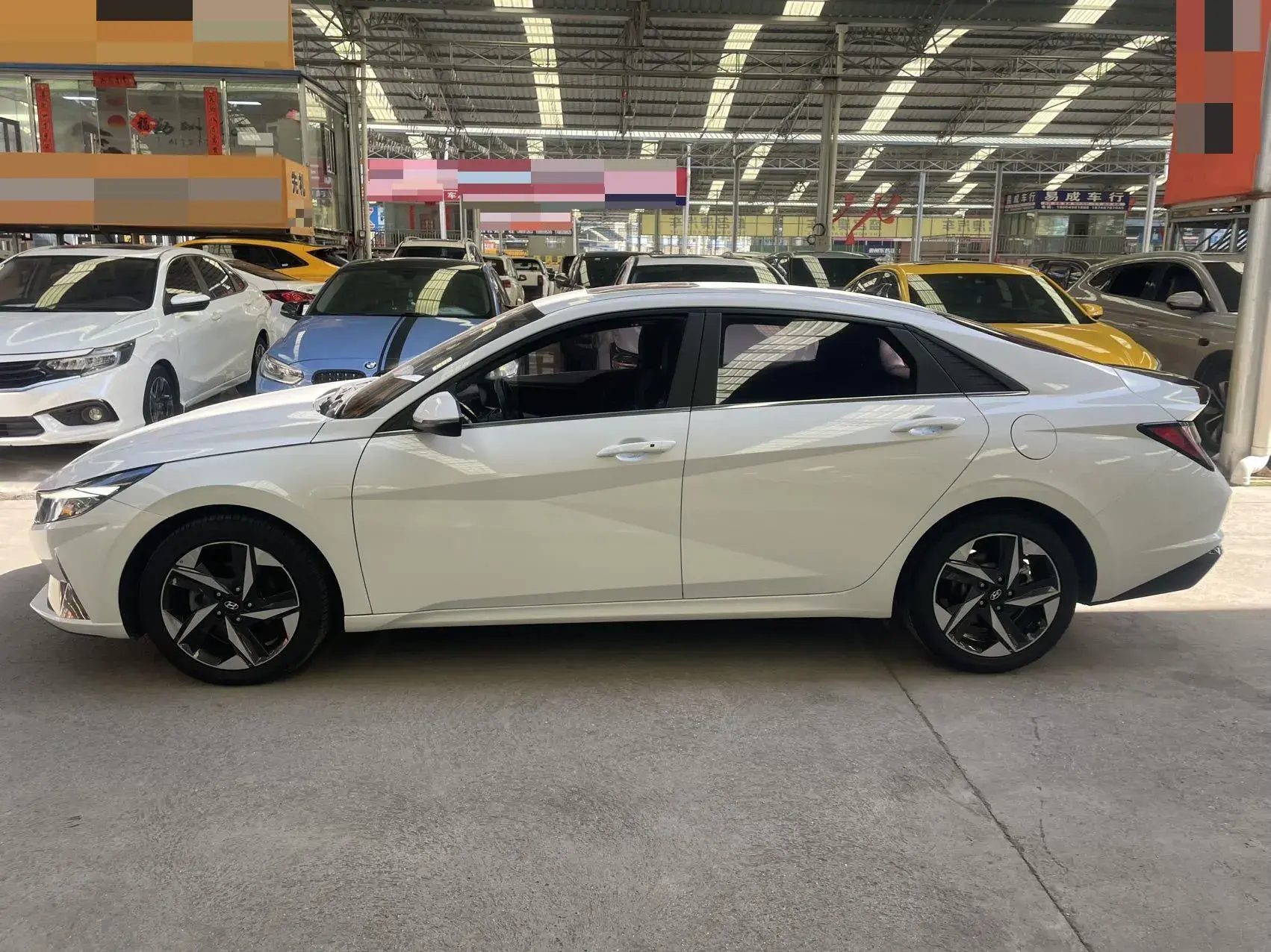 2021 HYUNDAI ELANTRA thumbnail 2