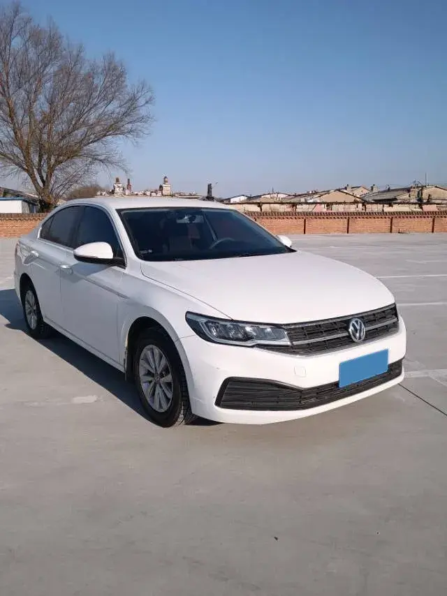 2019 VOLKSWAGEN BORA thumbnail 3