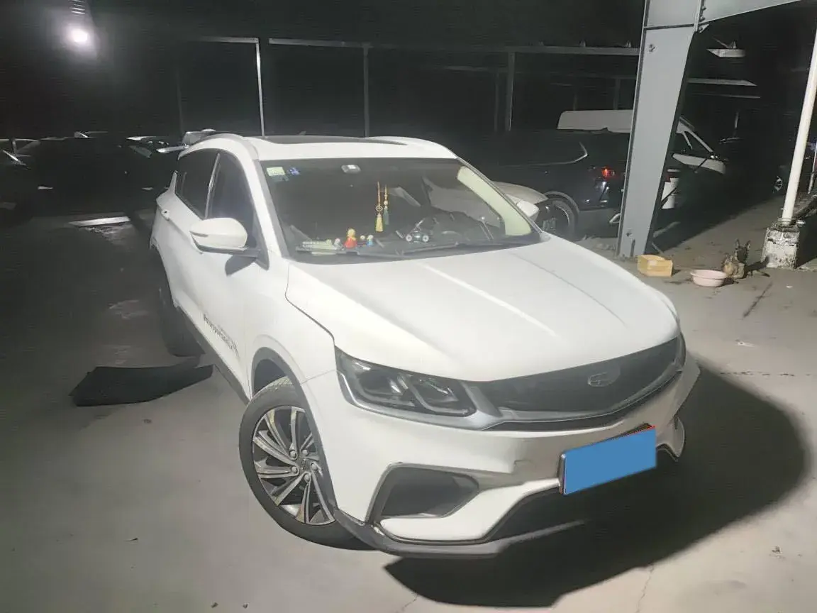 2019 GEELY COOLRAY thumbnail 2