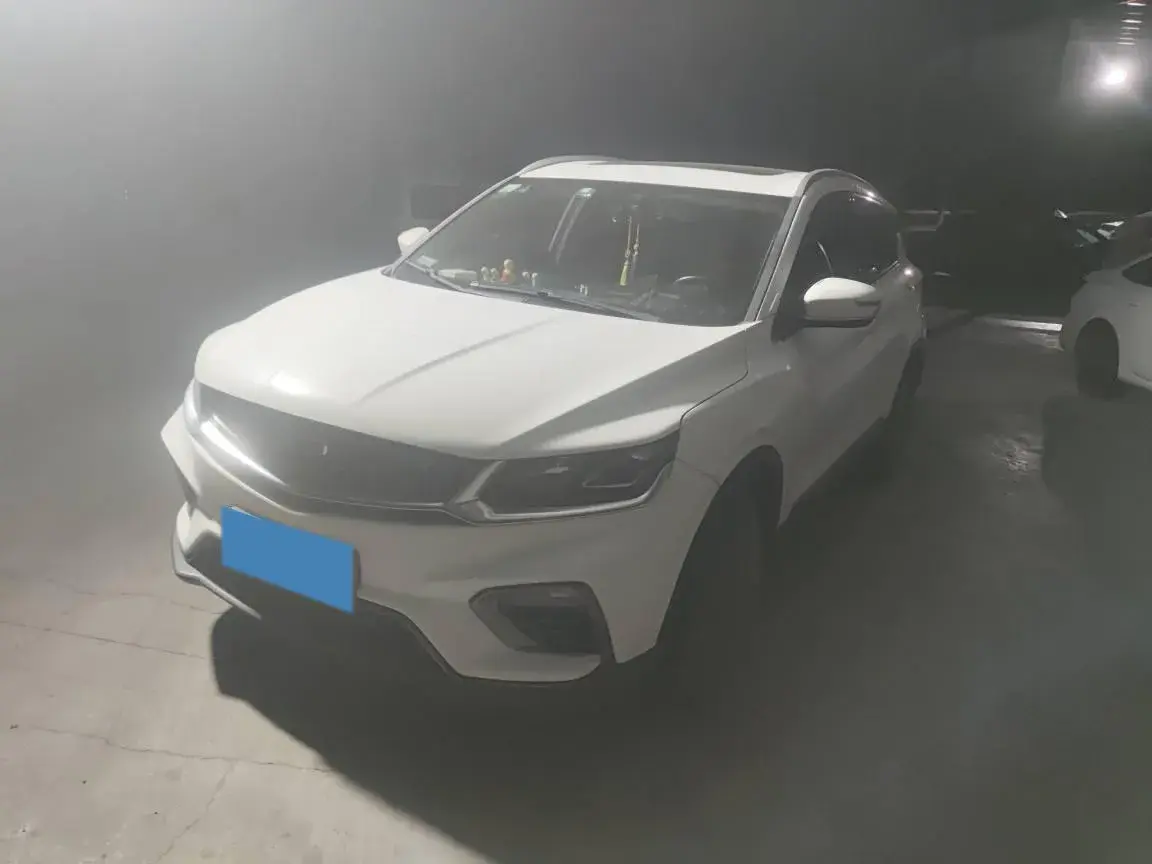 2019 GEELY COOLRAY view 1