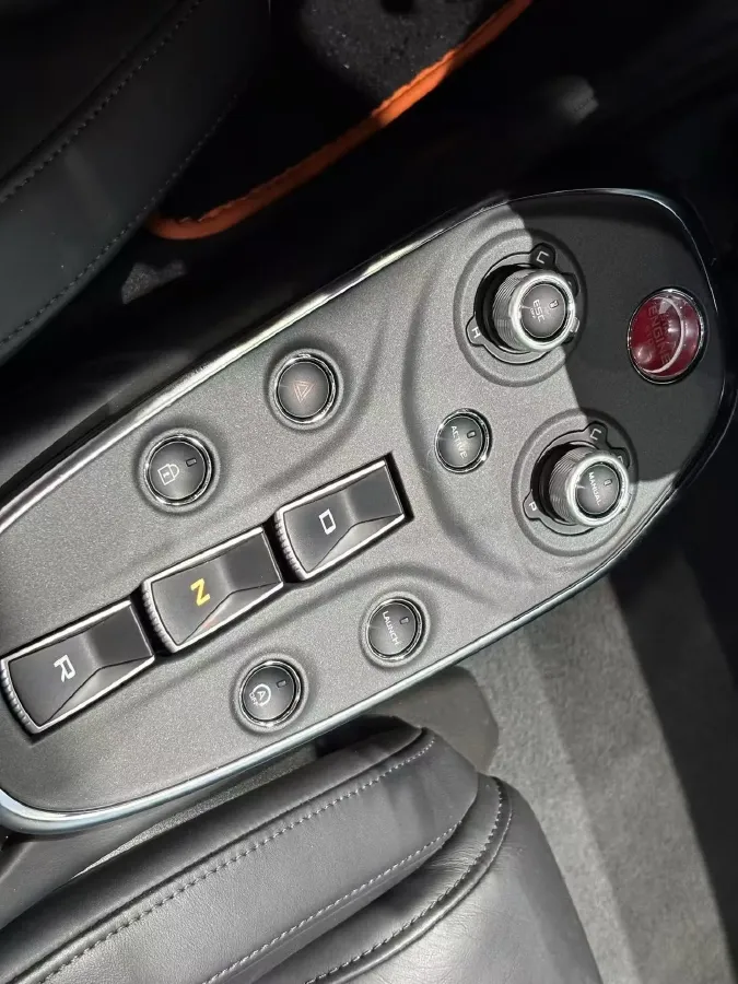 2019 McLaren GT 4.0T 620HP V8 7DCT,autocango,china used car exporter,china ev exporter,chinese used car exporter,chinese used ev exporter