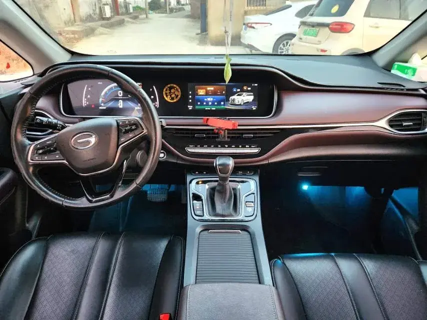 2021 GAC TRUMPCHI thumbnail 4