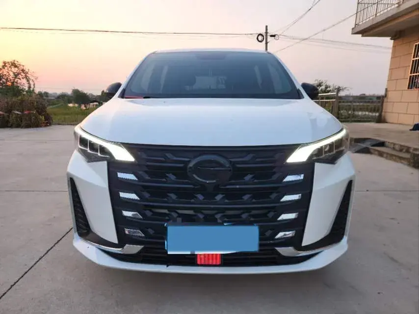2021 GAC TRUMPCHI thumbnail 3