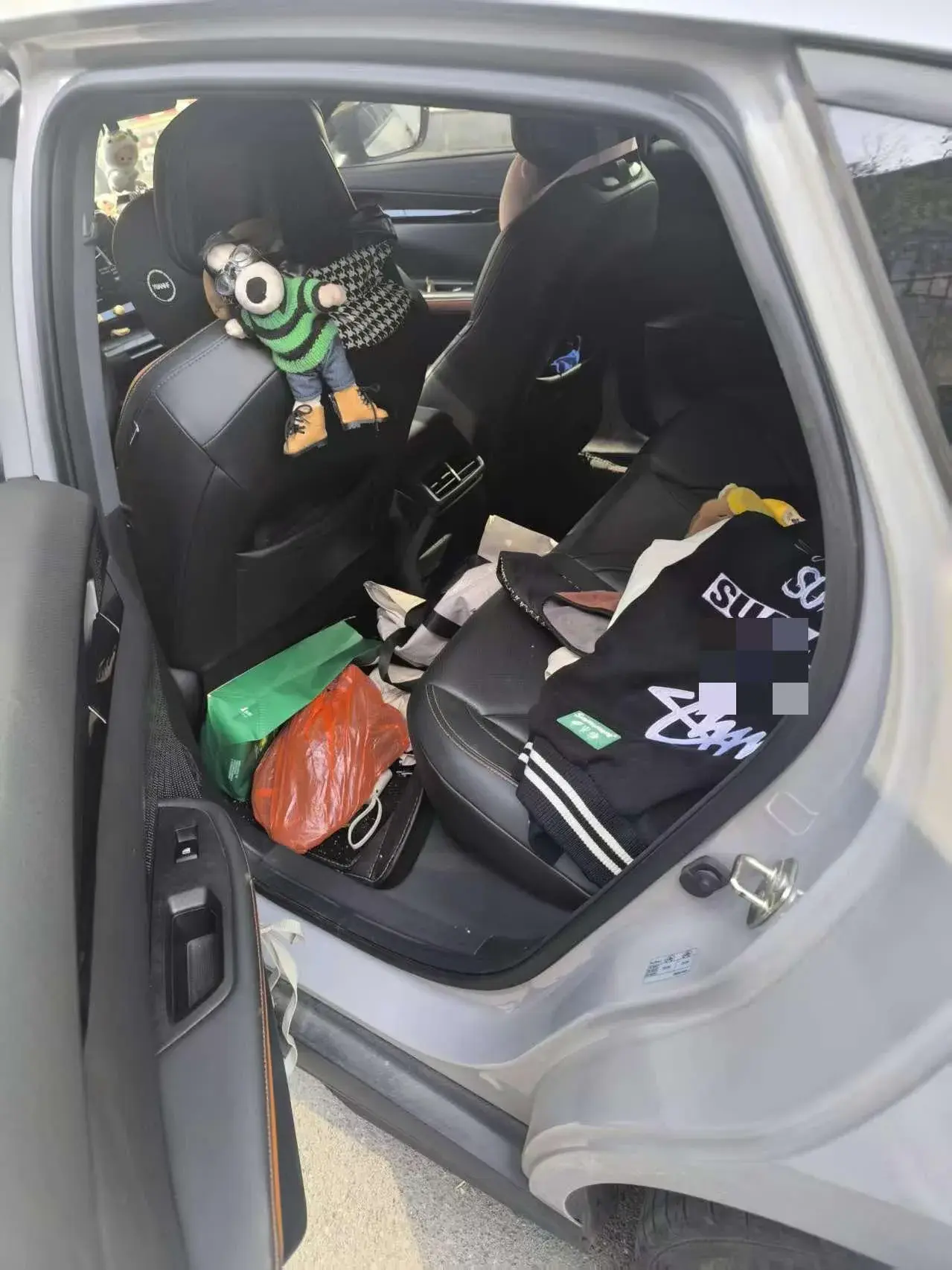 2023 CHANGAN UNI-V thumbnail 3