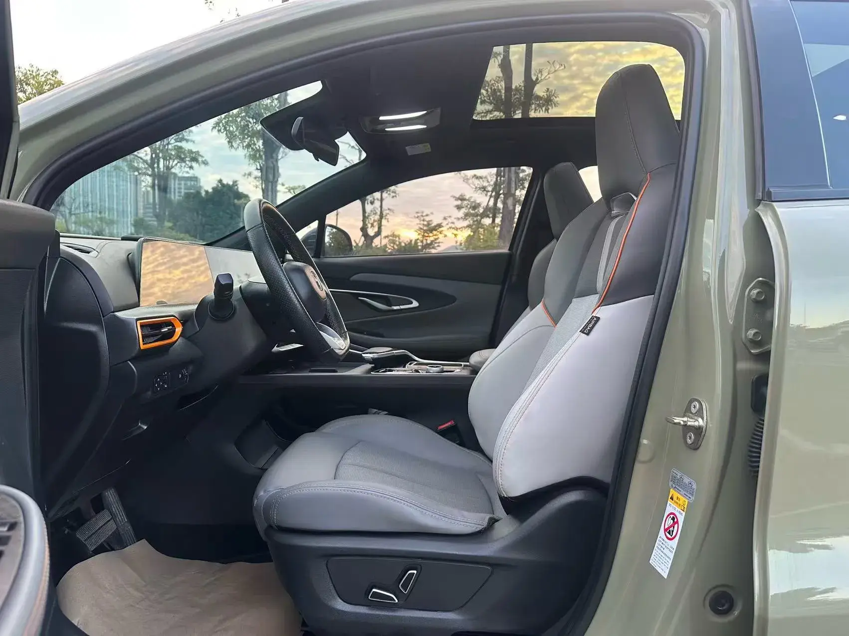 2022 CHANGAN UNI-T thumbnail 4