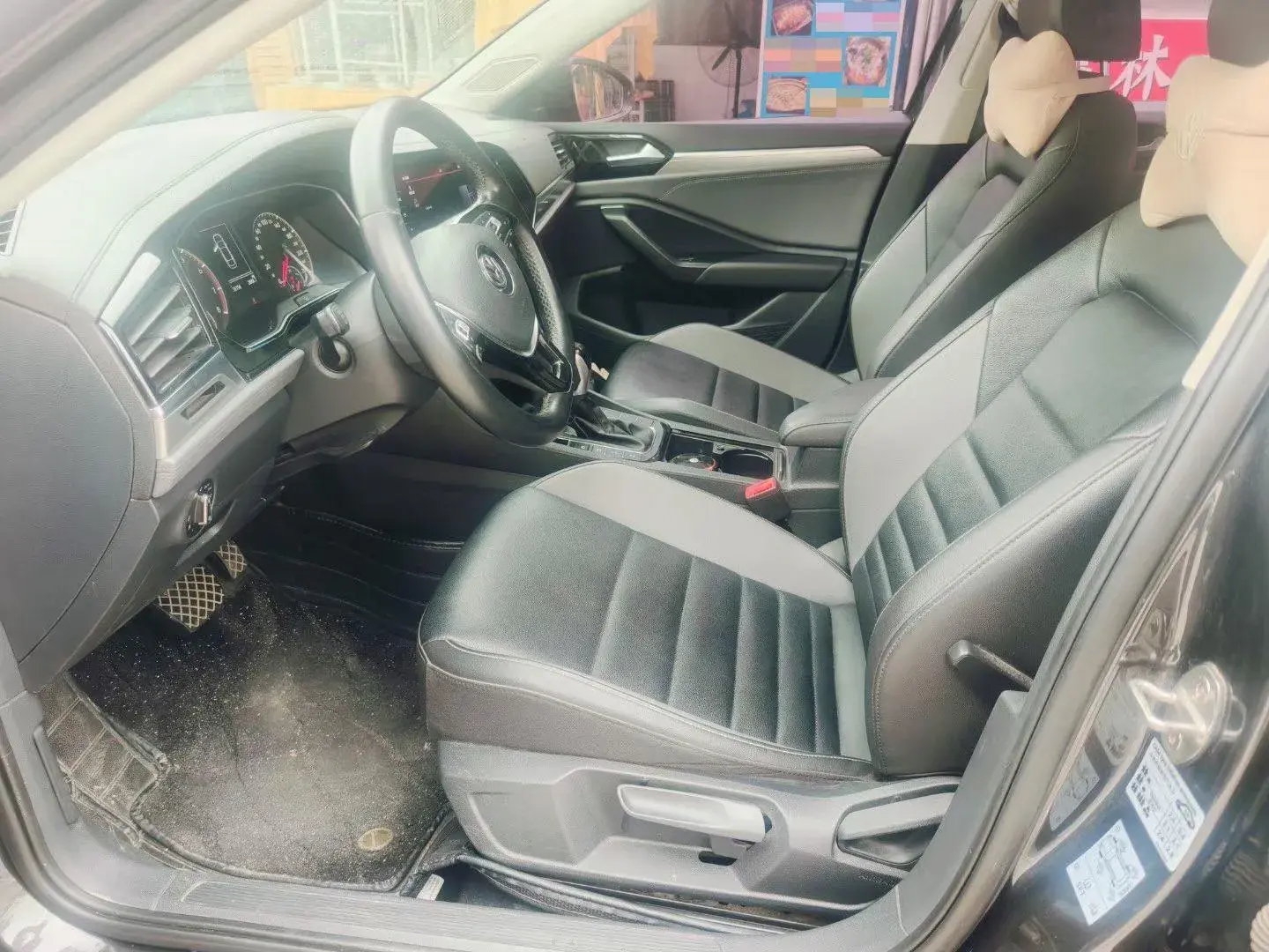 2020 VOLKSWAGEN SAGITAR thumbnail 2