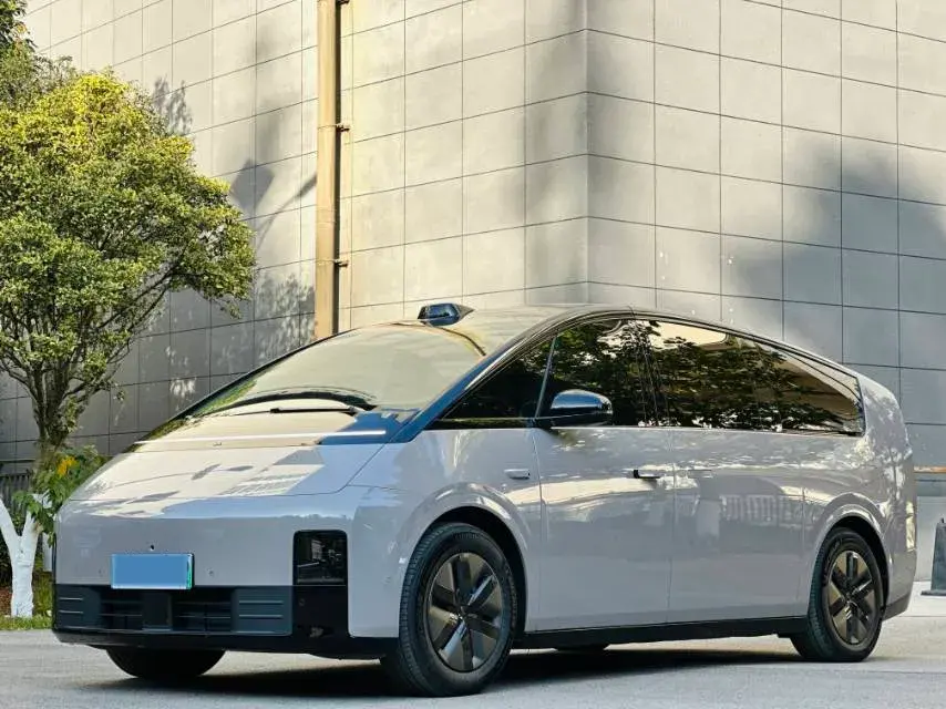 2024 Li MEGA BEV 102.7KWH