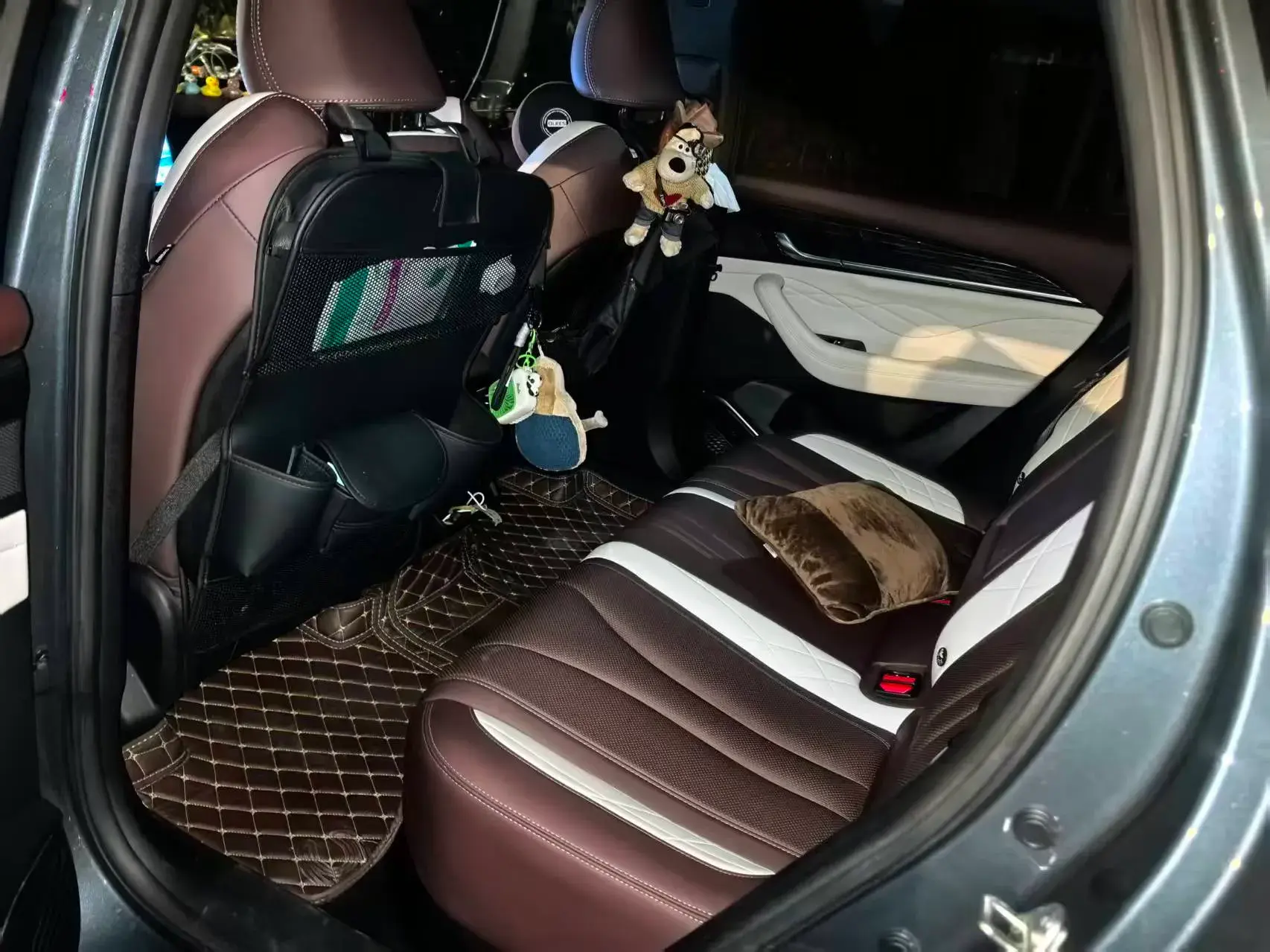 2021 GEELY MONJARO thumbnail 3