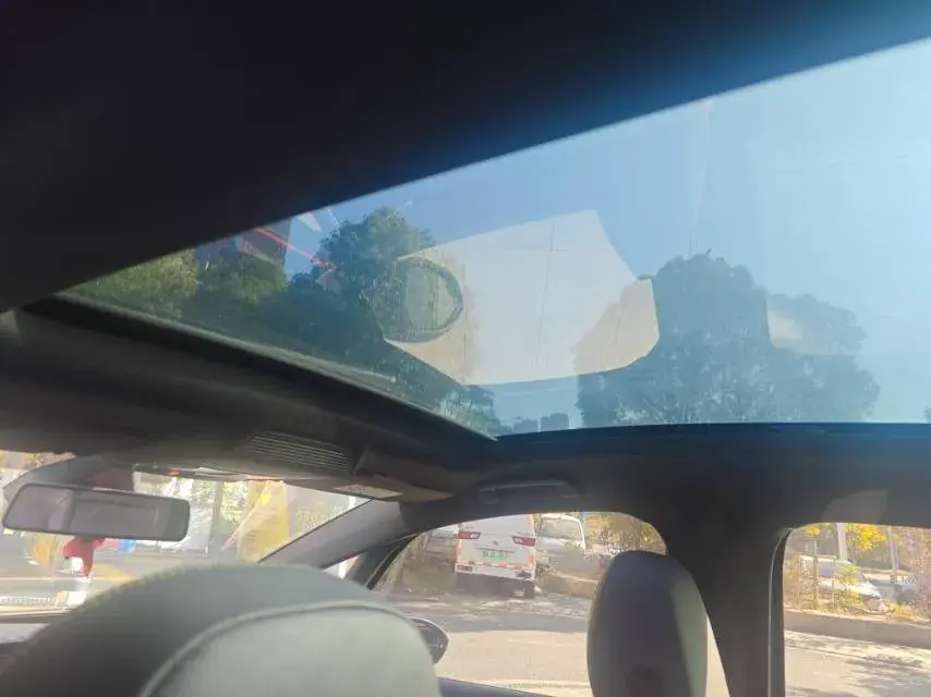 2021 VOLKSWAGEN ID.3 thumbnail 4