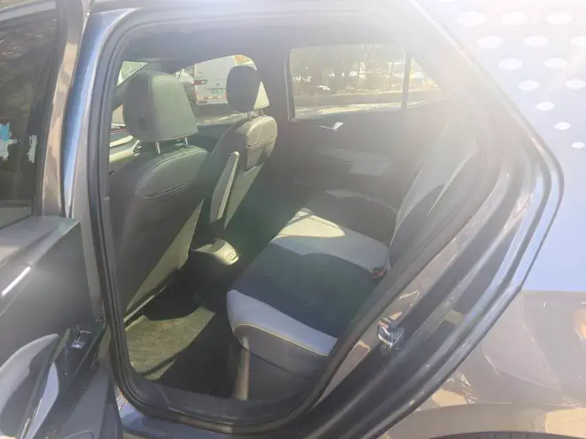 2021 VOLKSWAGEN ID.3 thumbnail 3