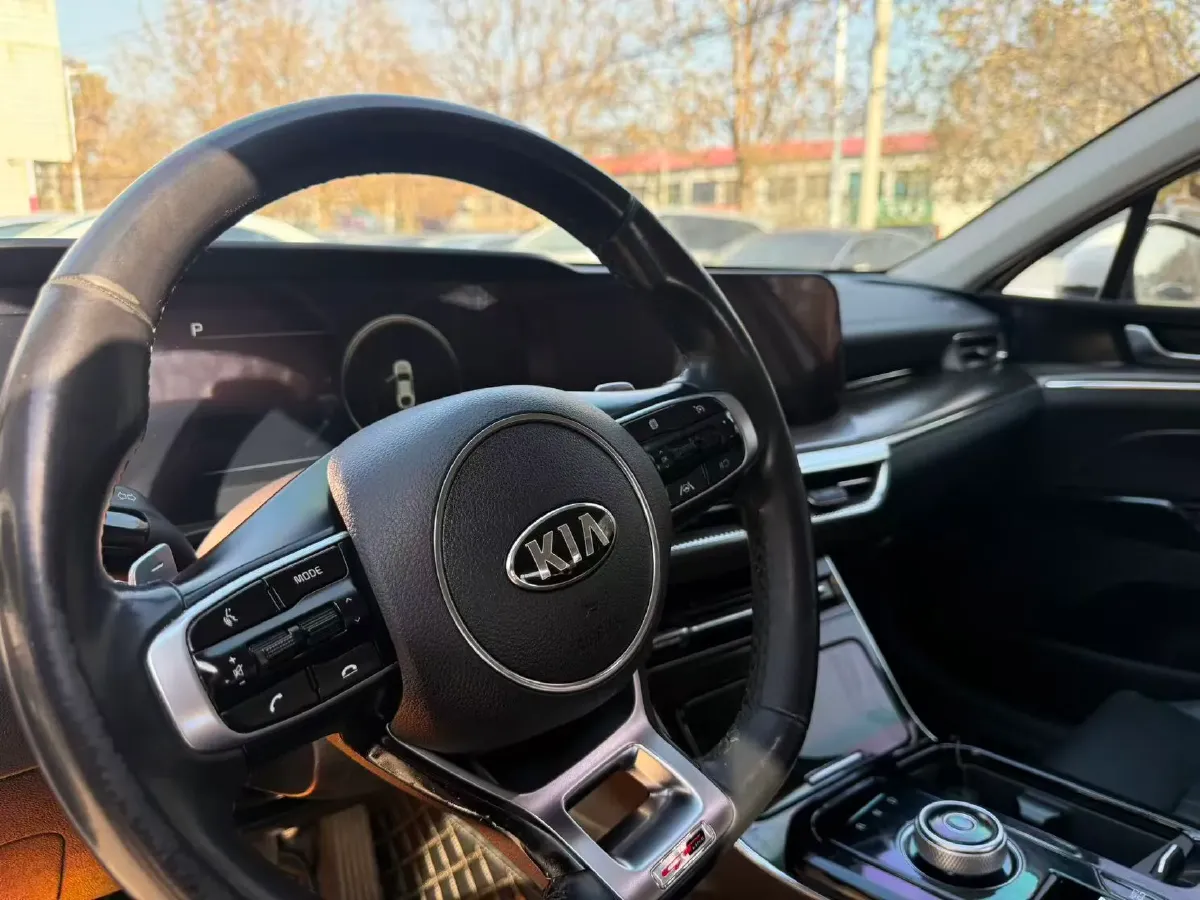 2020 Kia K5 2.0T 240HP L4 8AT,autocango,china used car exporter,china ev exporter,chinese used car exporter,chinese used ev exporter