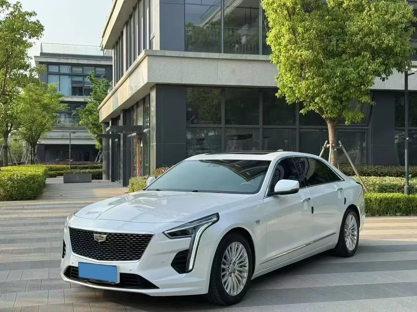 2022 CADILLAC CT6 view 1