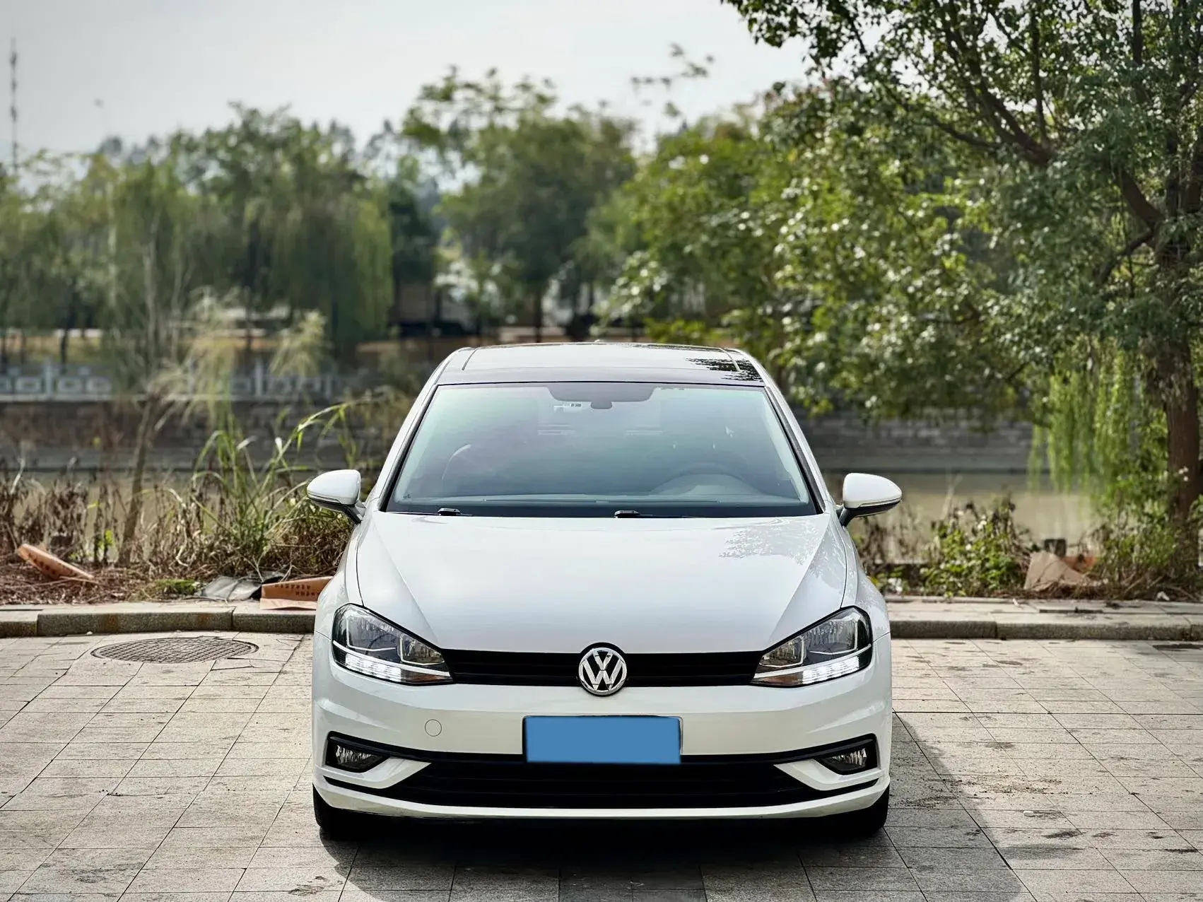 2019 VOLKSWAGEN GOLF thumbnail 2
