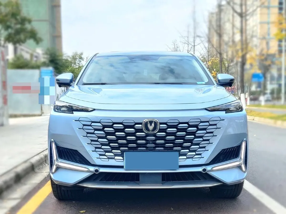 2021 ChangAn UNI-K 2.0T 233HP L4 8AT,autocango,china used car exporter,china ev exporter,chinese used car exporter,chinese used ev exporter