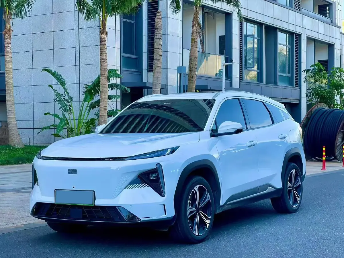 2024 Geely Galaxy L7 1.5T 163HP L4 3DHT PHEV 18.7KWH