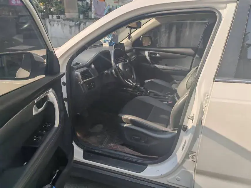 2018 KIA SPORTAGE thumbnail 4