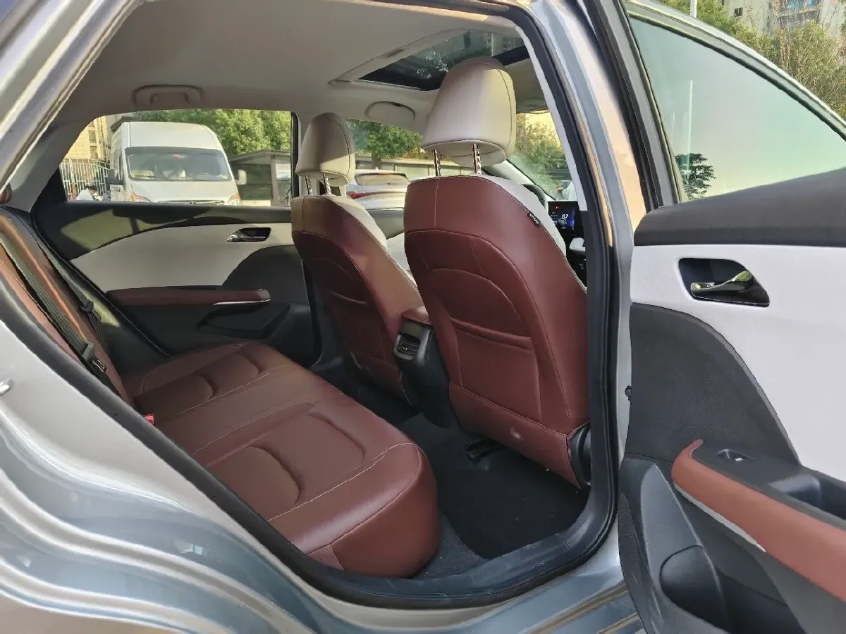 2023 Chevrolet Monza 1.5L 113HP L4 6DCT,autocango,china used car exporter,china ev exporter,chinese used car exporter,chinese used ev exporter