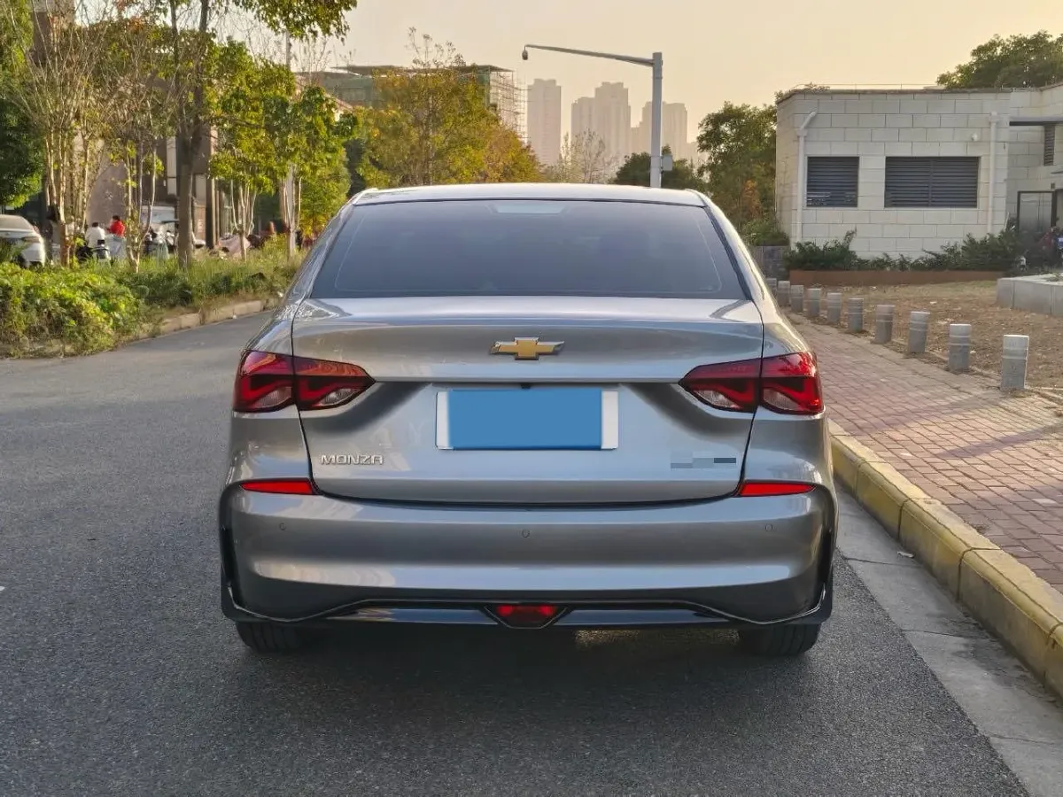 2023 Chevrolet Monza 1.5L 113HP L4 6DCT,autocango,china used car exporter,china ev exporter,chinese used car exporter,chinese used ev exporter