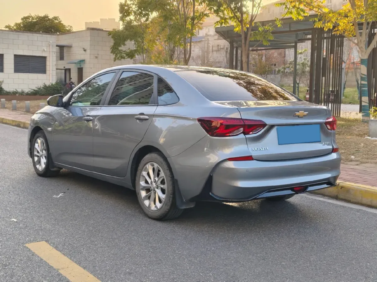 2023 Chevrolet Monza 1.5L 113HP L4 6DCT,autocango,china used car exporter,china ev exporter,chinese used car exporter,chinese used ev exporter