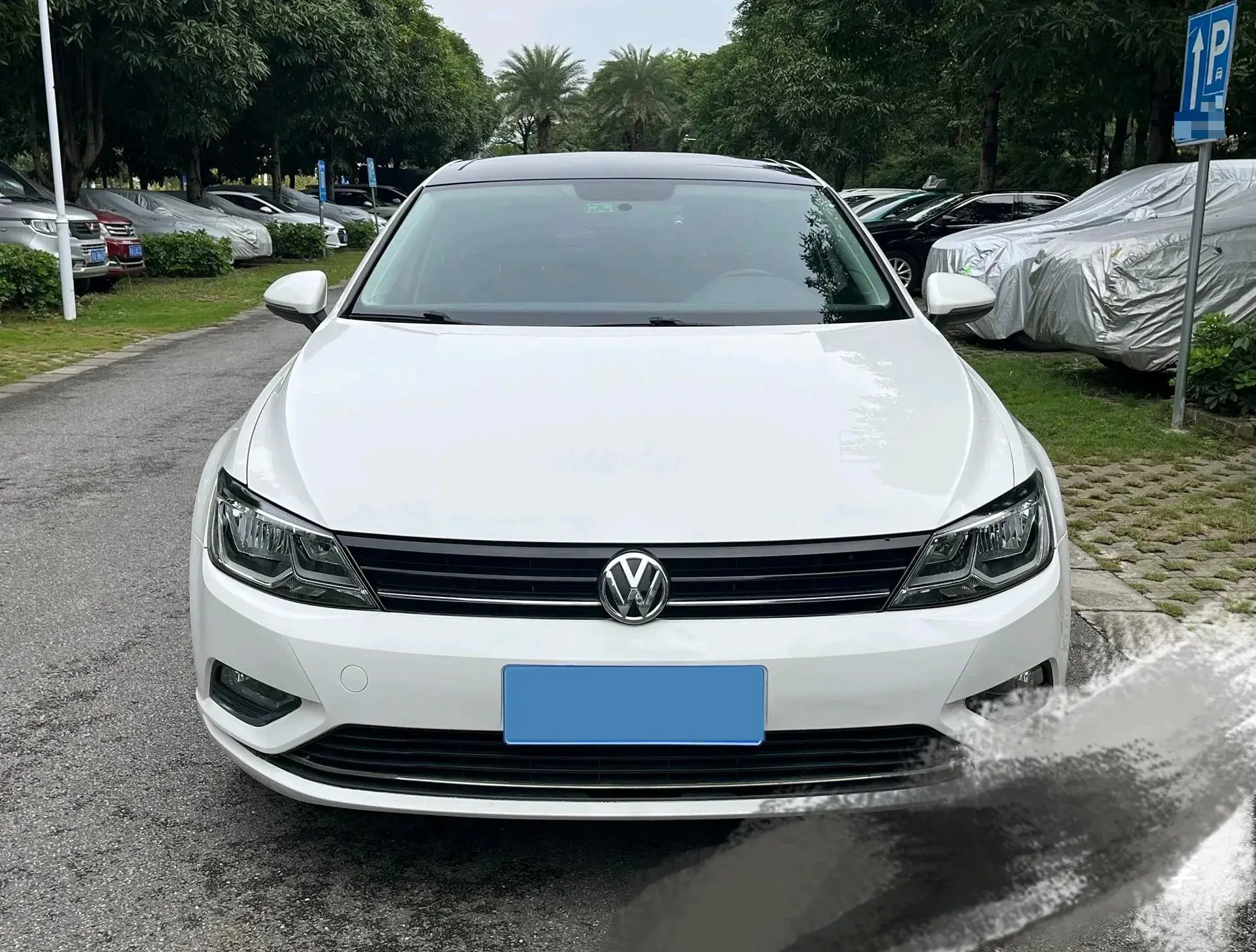 2018 VOLKSWAGEN LAMANDO thumbnail 2