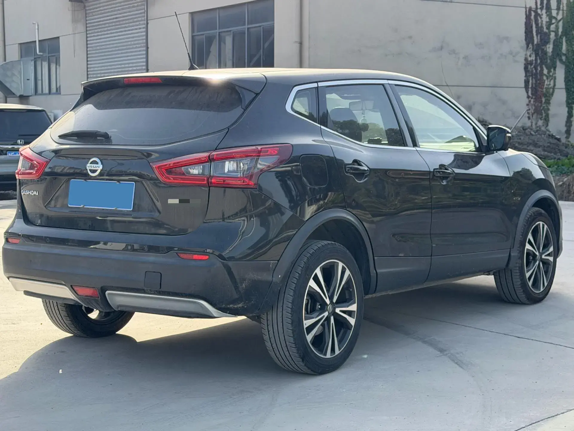2021 NISSAN QASHQAI thumbnail 4