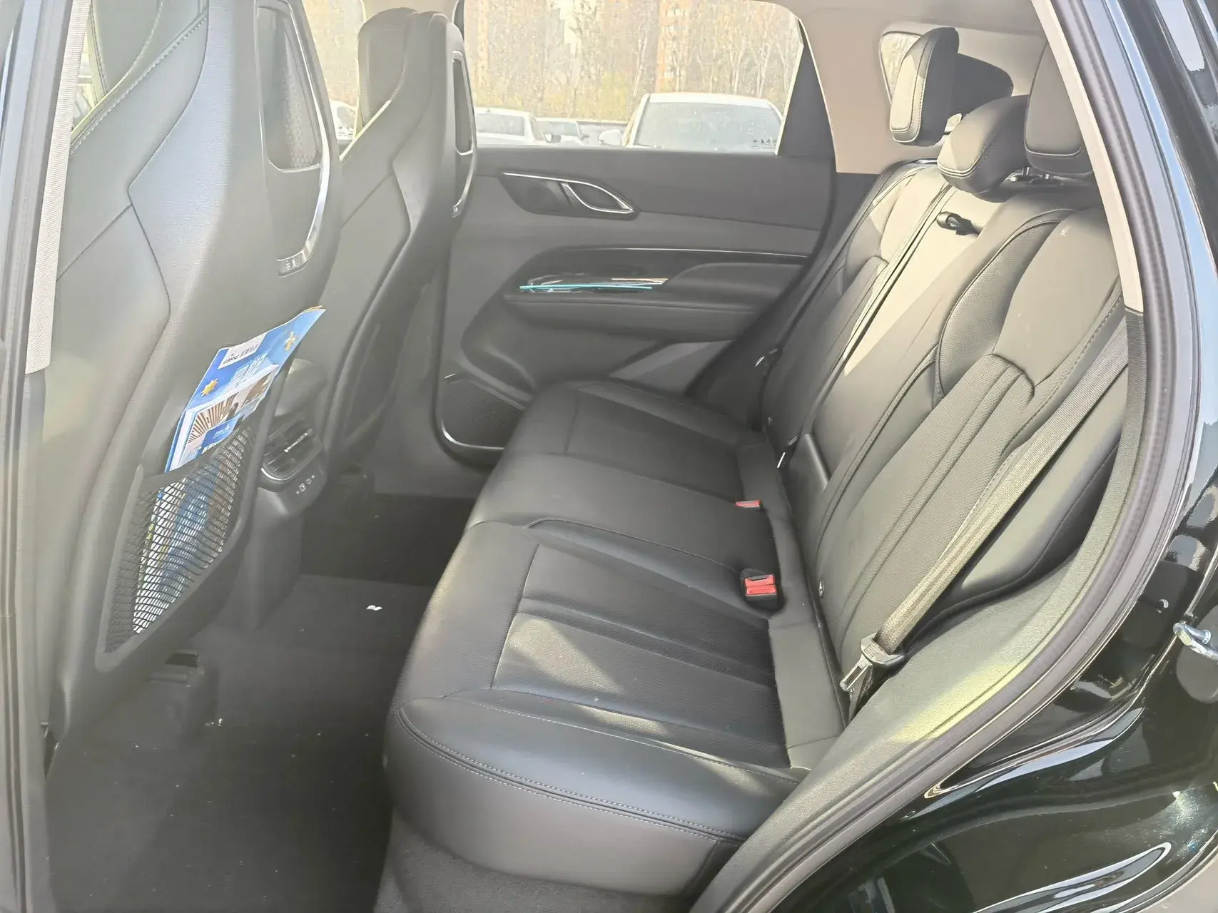 2024 HONGQI HS3 thumbnail 3