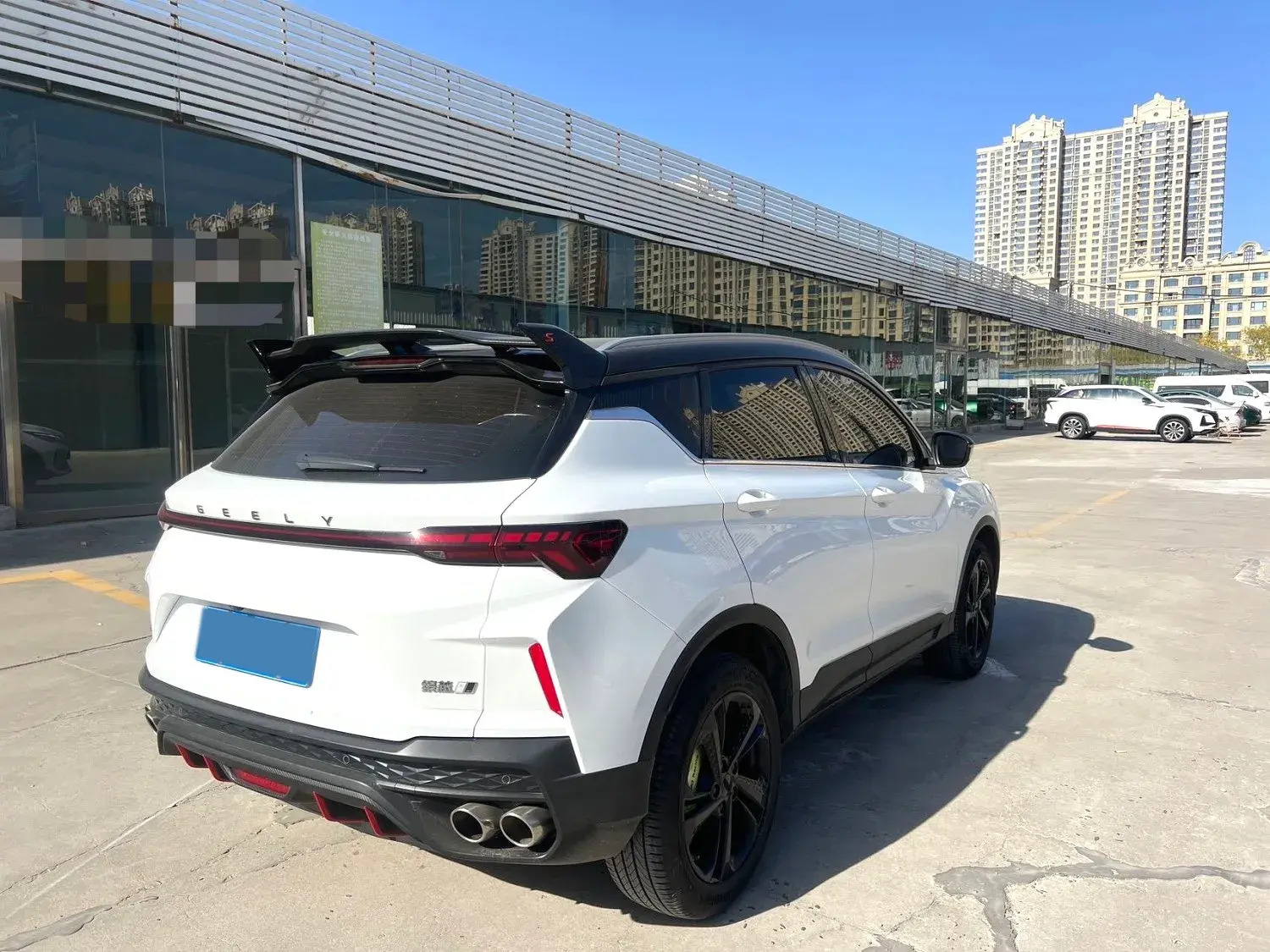 2022 GEELY COOLRAY thumbnail 4