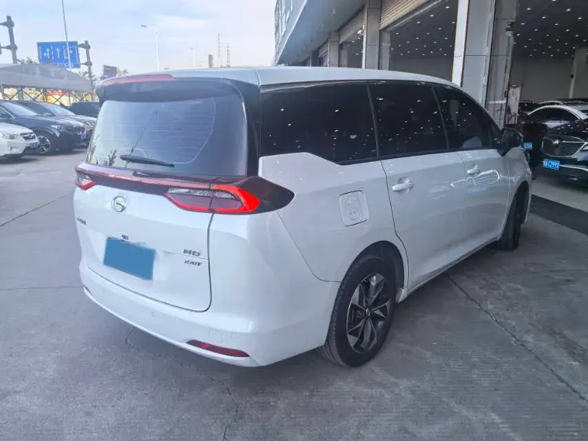 2021 GAC TRUMPCHI thumbnail 4