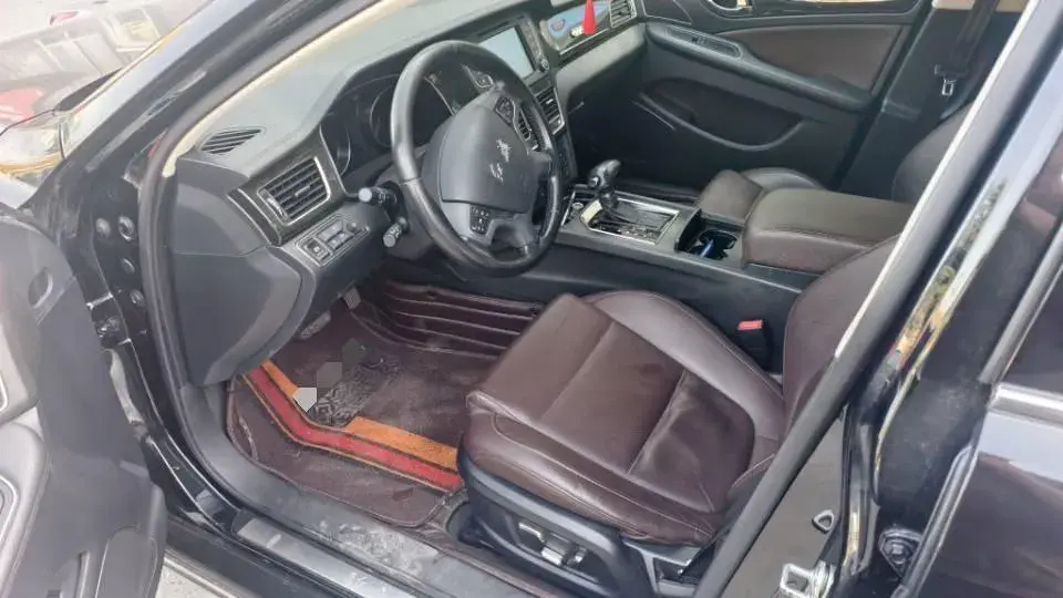 2018 HONGQI H7 thumbnail 2