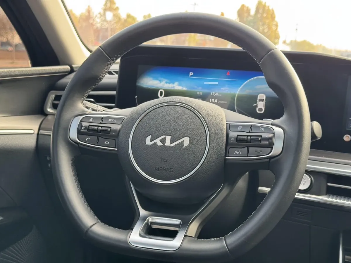 2021 Kia K5 1.5T 170HP L4 7DCT,autocango,china used car exporter,china ev exporter,chinese used car exporter,chinese used ev exporter