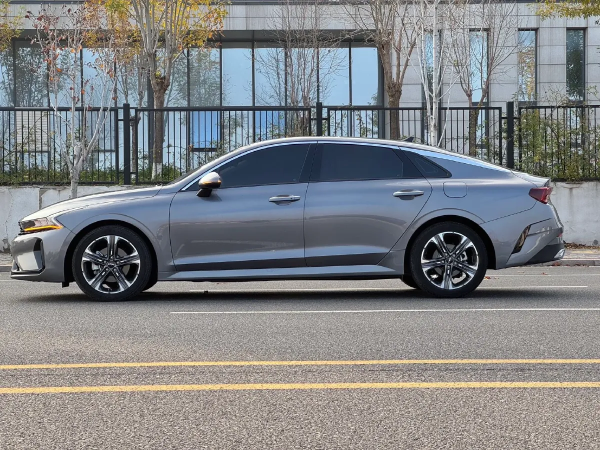 2021 Kia K5 1.5T 170HP L4 7DCT,autocango,china used car exporter,china ev exporter,chinese used car exporter,chinese used ev exporter