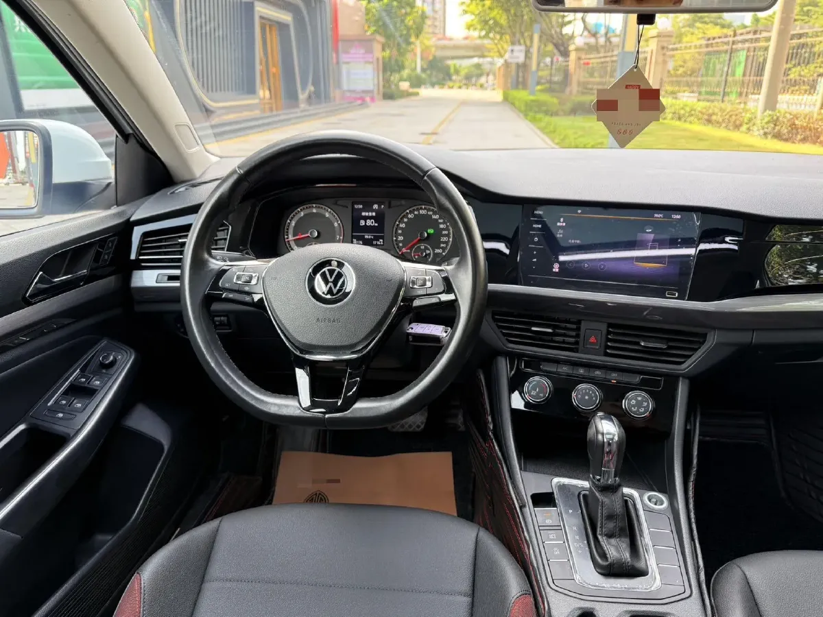 2021 Volkswagen Bora 1.5L 113HP L4 6AT,autocango,china used car exporter,china ev exporter,chinese used car exporter,chinese used ev exporter