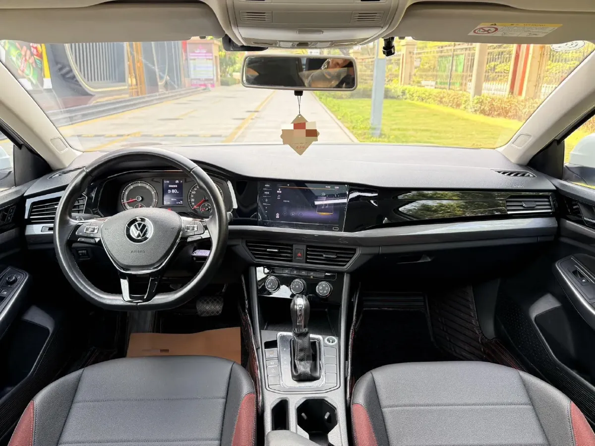 2021 Volkswagen Bora 1.5L 113HP L4 6AT,autocango,china used car exporter,china ev exporter,chinese used car exporter,chinese used ev exporter