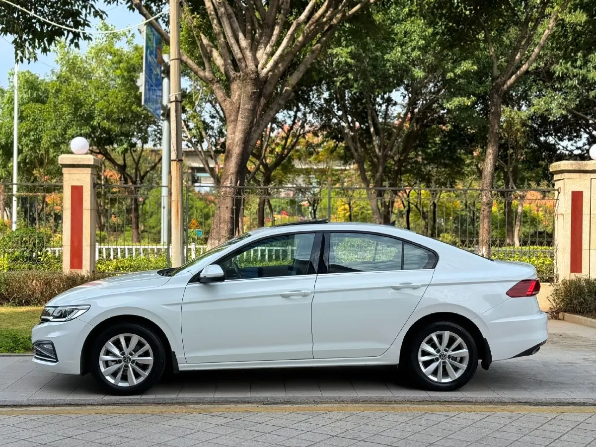 2021 Volkswagen Bora 1.5L 113HP L4 6AT,autocango,china used car exporter,china ev exporter,chinese used car exporter,chinese used ev exporter