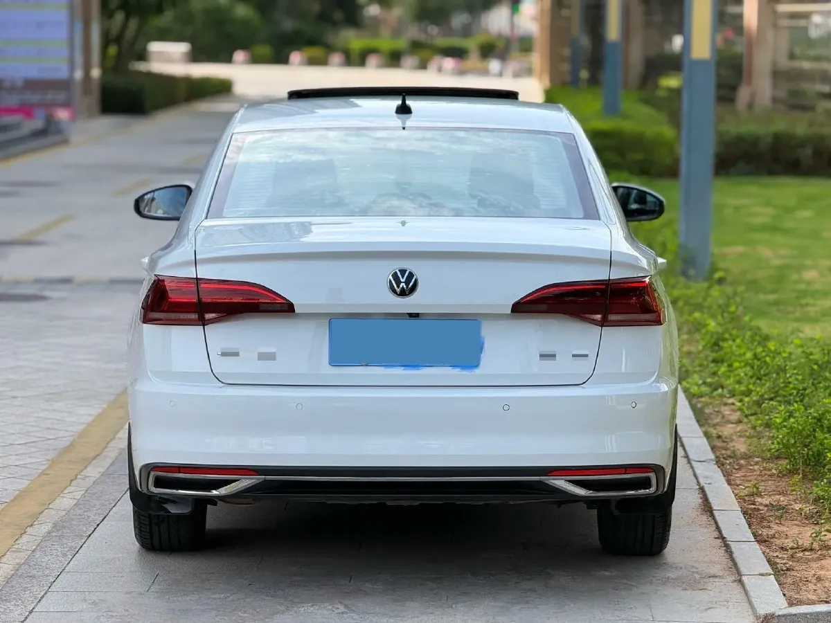 2021 Volkswagen Bora 1.5L 113HP L4 6AT,autocango,china used car exporter,china ev exporter,chinese used car exporter,chinese used ev exporter