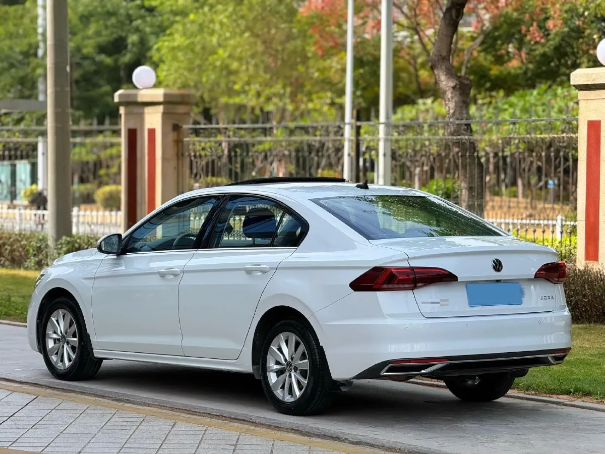 2021 Volkswagen Bora 1.5L 113HP L4 6AT,autocango,china used car exporter,china ev exporter,chinese used car exporter,chinese used ev exporter