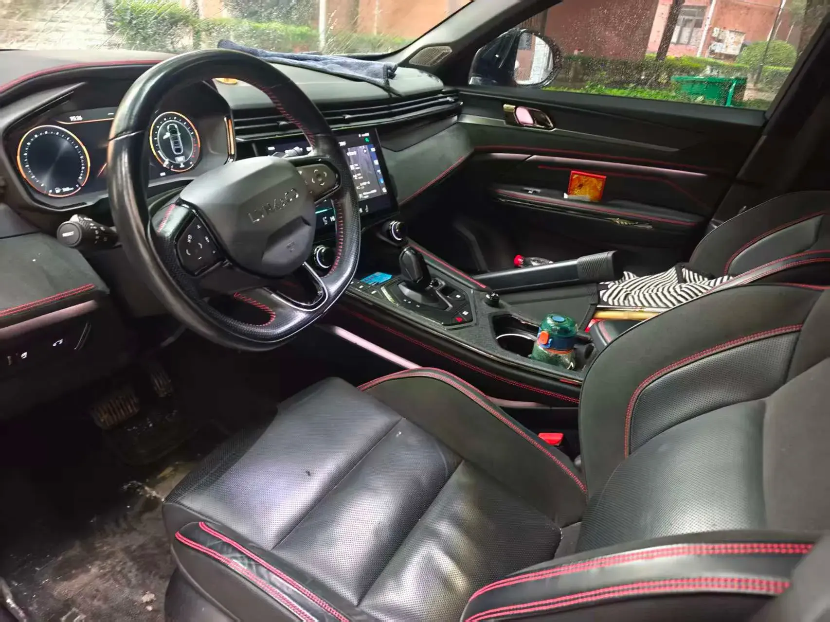 2020 LYNK&CO 05 thumbnail 4