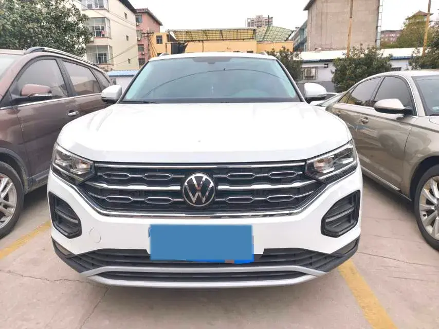 2022 VOLKSWAGEN TAYRON thumbnail 2