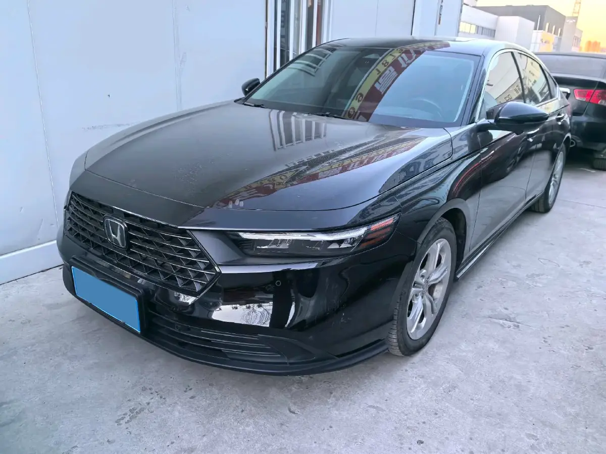 2023 Dongfeng PaLaSuo 2.0T 228HP L4 8AT